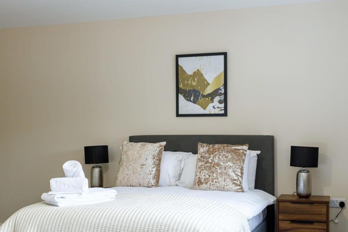 Modern 2 Bedroom Apartment Manchester