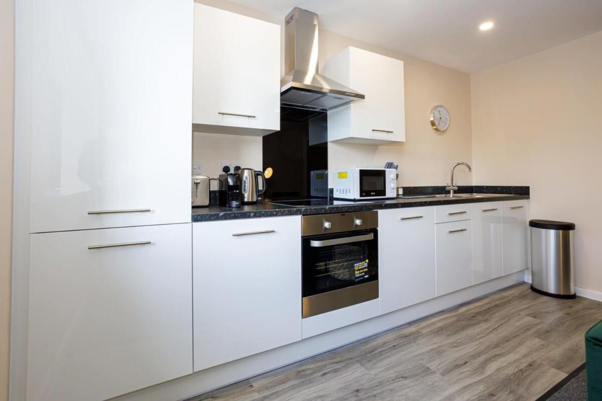 Apartment Modern 1 Bedroom Apartment, Manchester