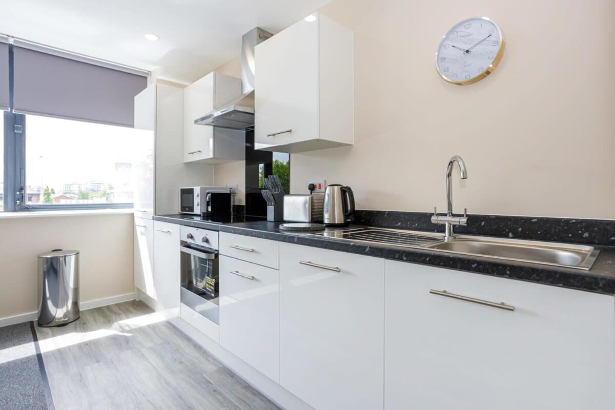 Modern And Stylish 1 Bed Manchester