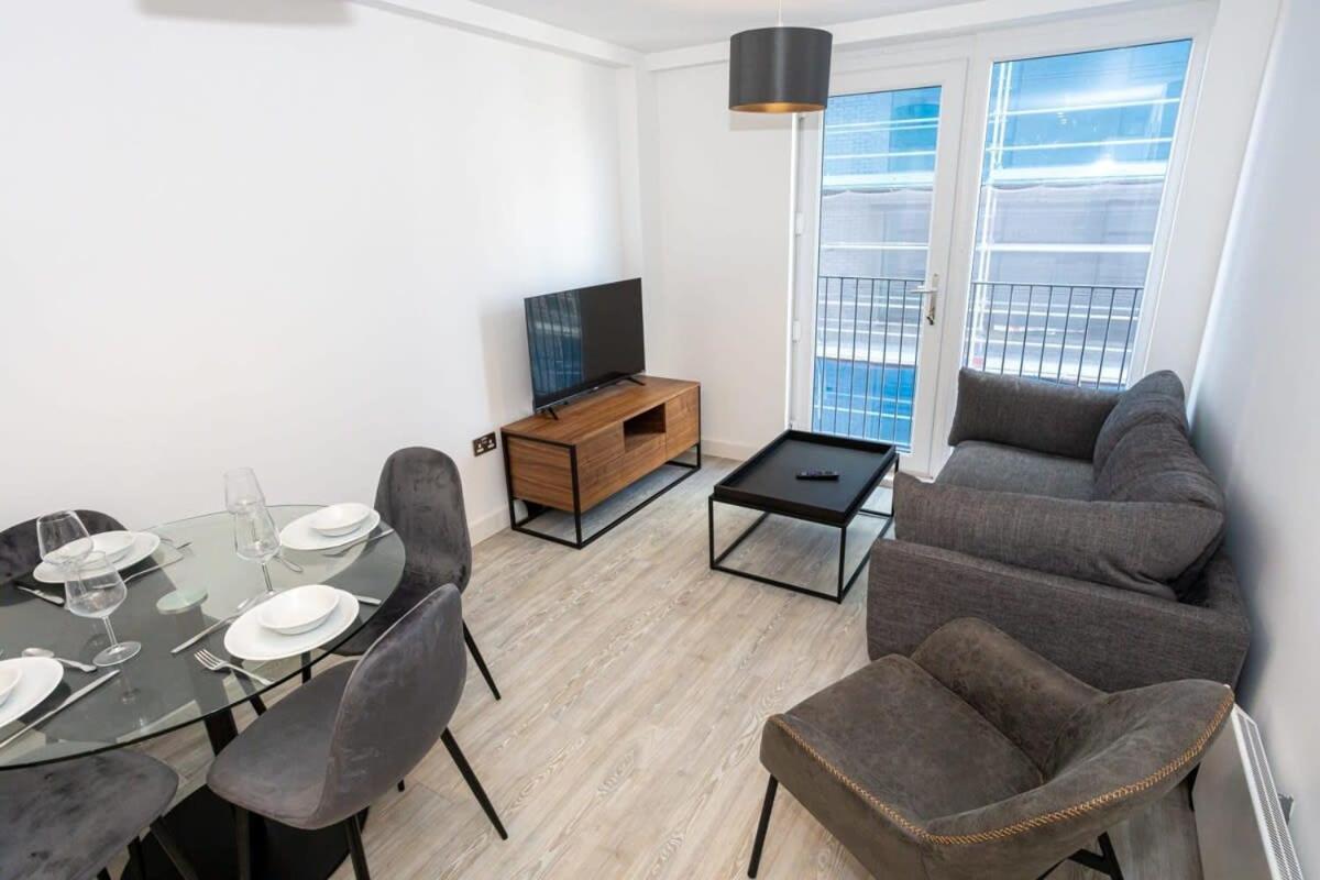 Apartment Smart 1 Bedroom In Salford