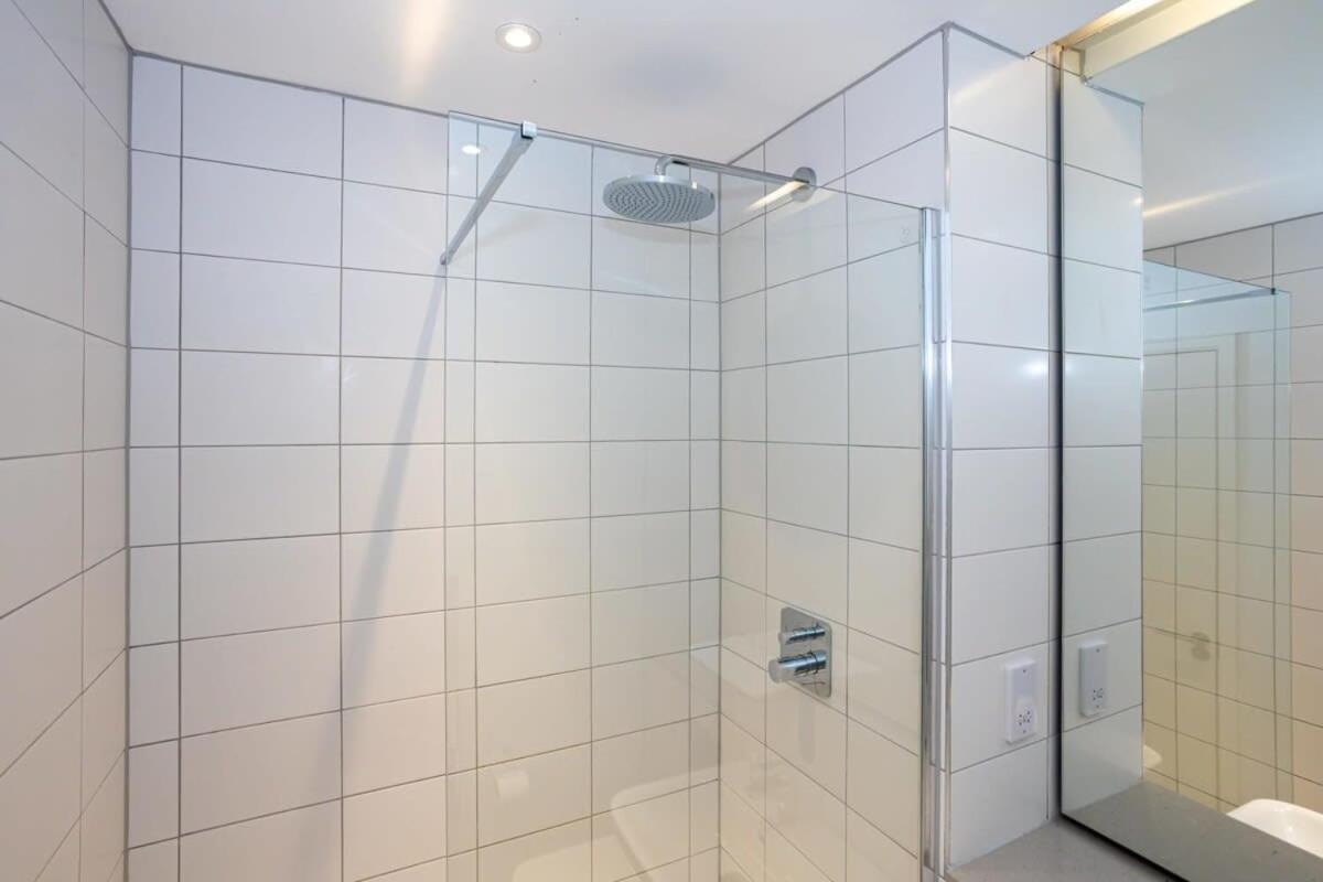 Apartment Stunning 2 Bedroom