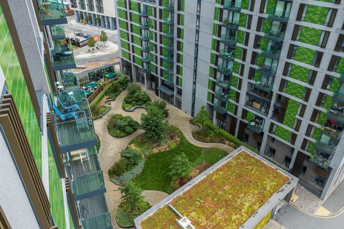 Stunning 2 Bedroom Apartment