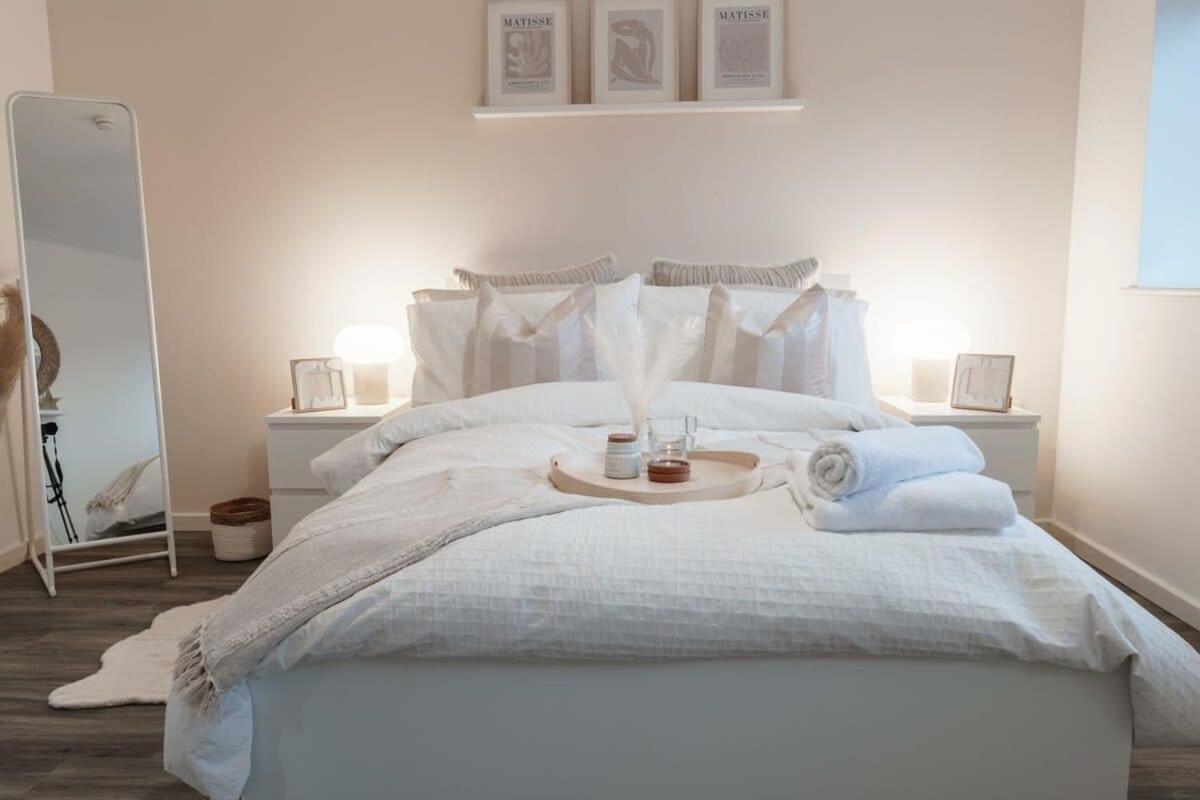 Lovely 2 Bed In - Sleeps 4 Manchester
