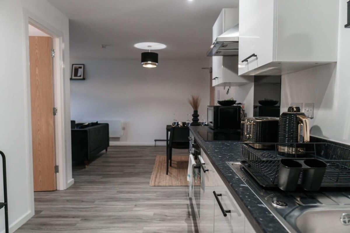Apartment Lovely 2 Bed In - Sleeps 4 *
