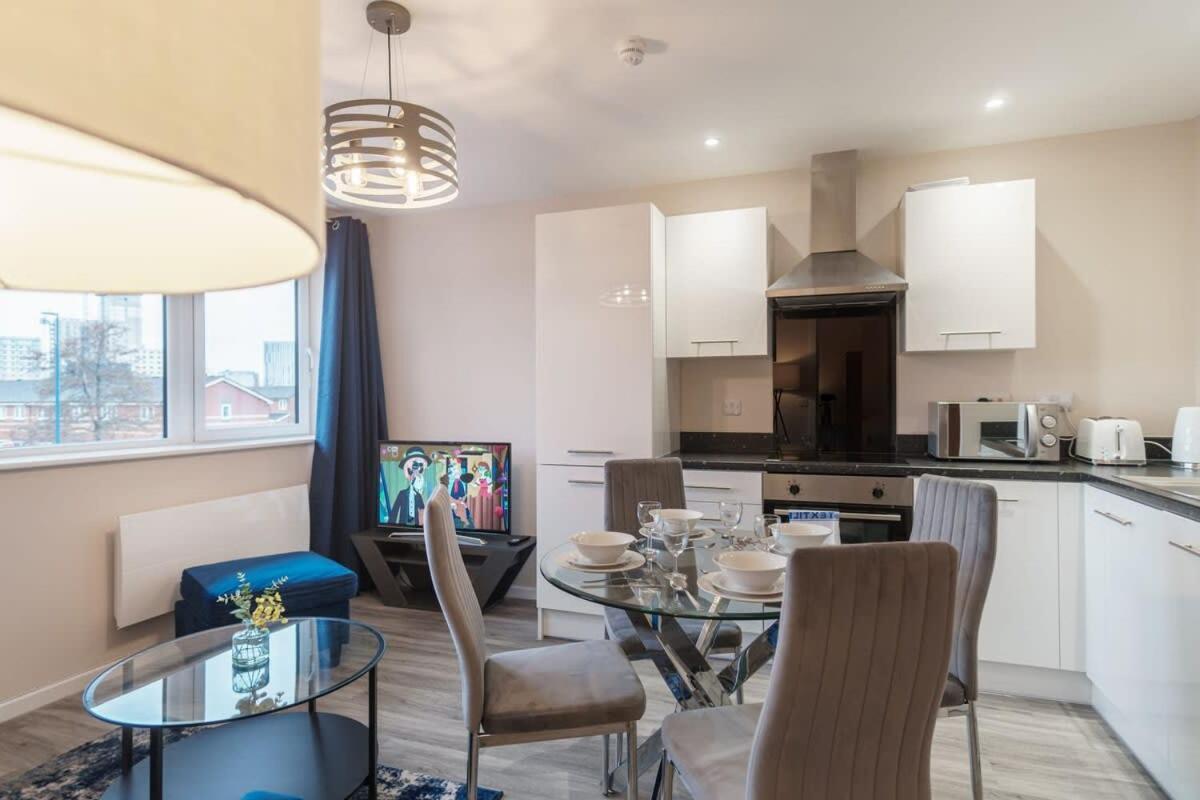 Contemporary 1 Bed Flat - Sleeps 3 Apartment *