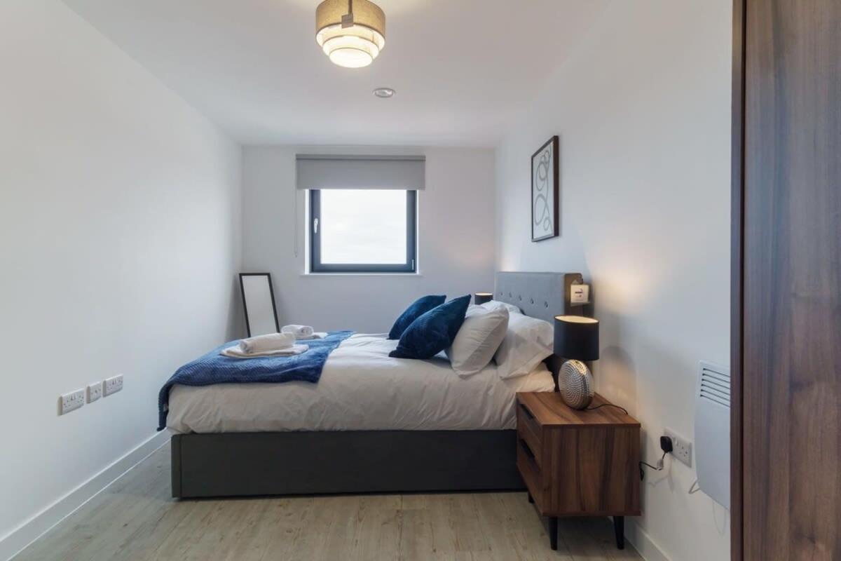 Stunning 2 Bed In Salford With Views Appartement Manchester
