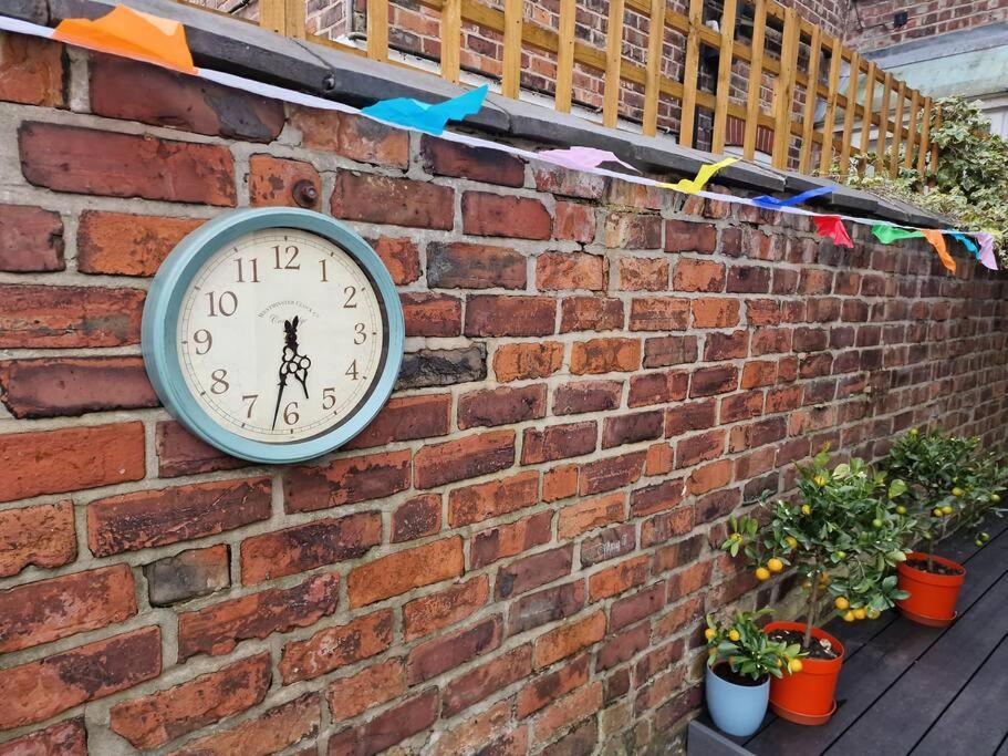 Gorgeous Edwardian Terrace In Old Trafford *