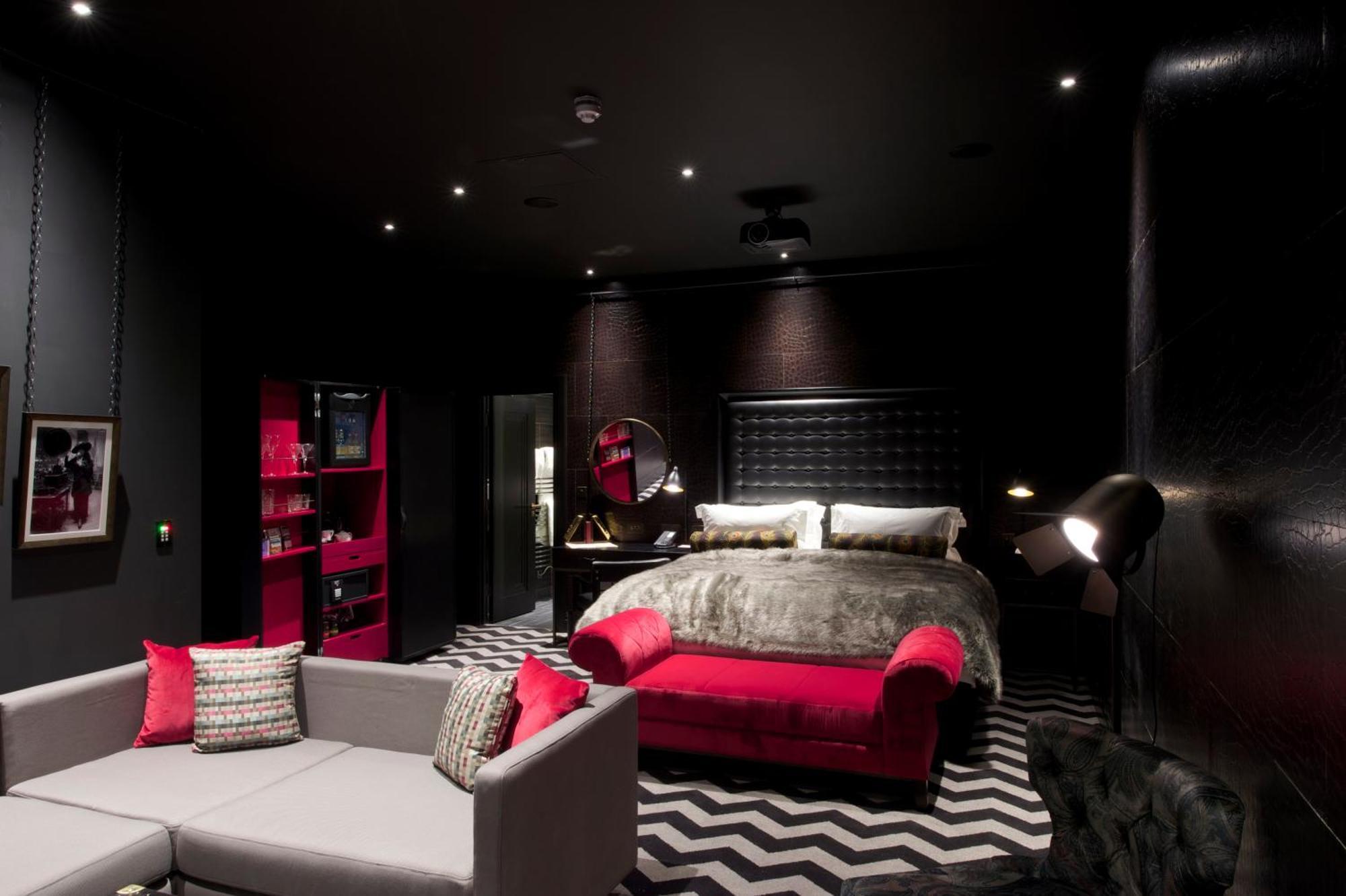 Gotham Hotel 5*