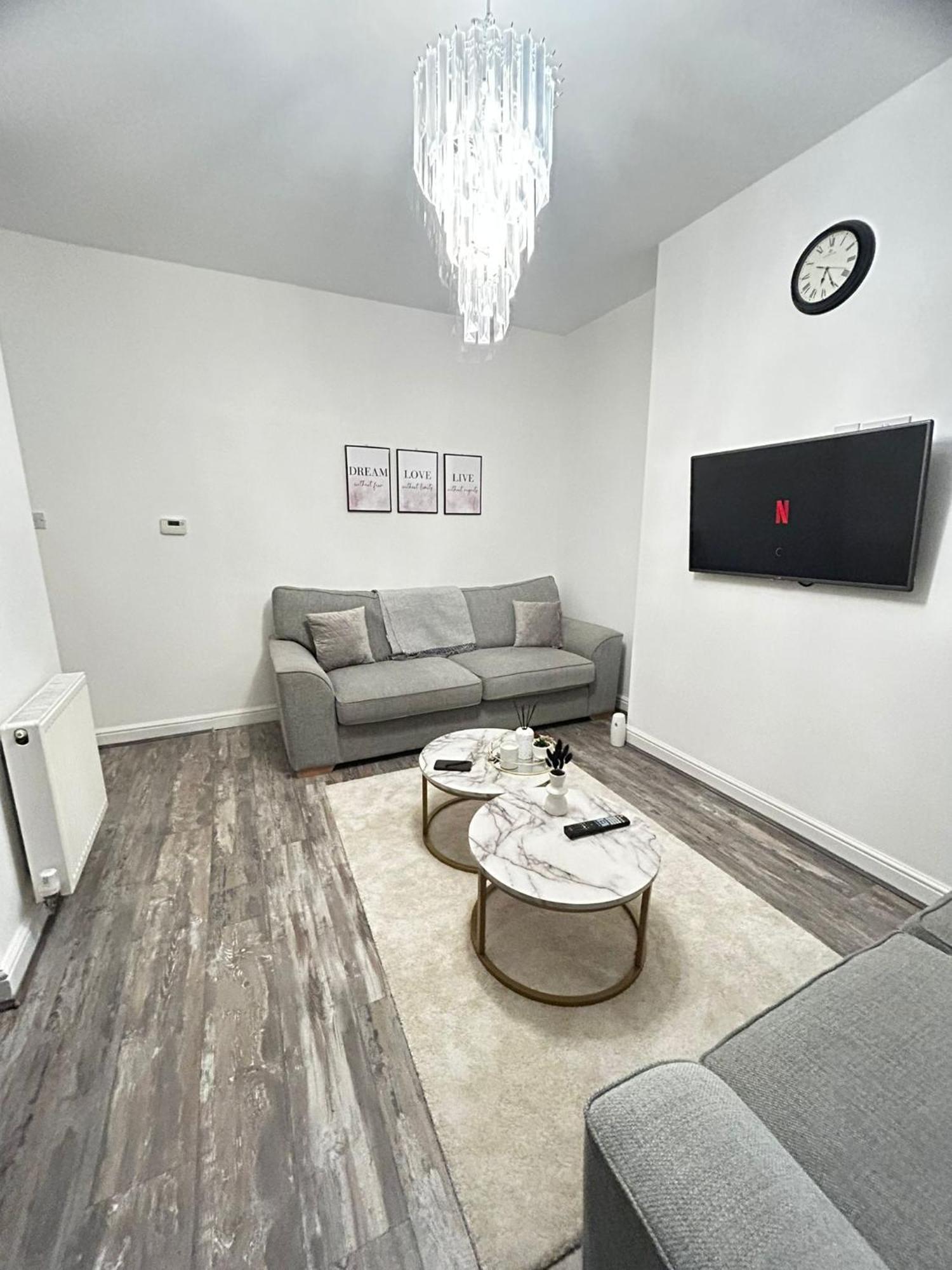 Lovely 5br In Manchester. Close To The Appartement