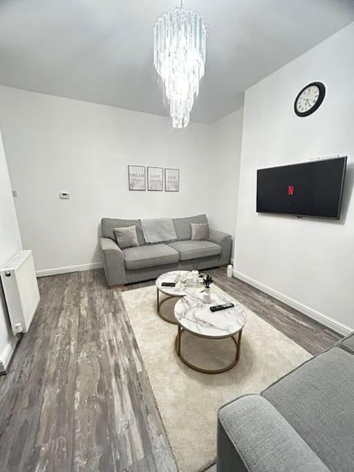 Lovely 5br In Manchester. Close To The Appartement Manchester