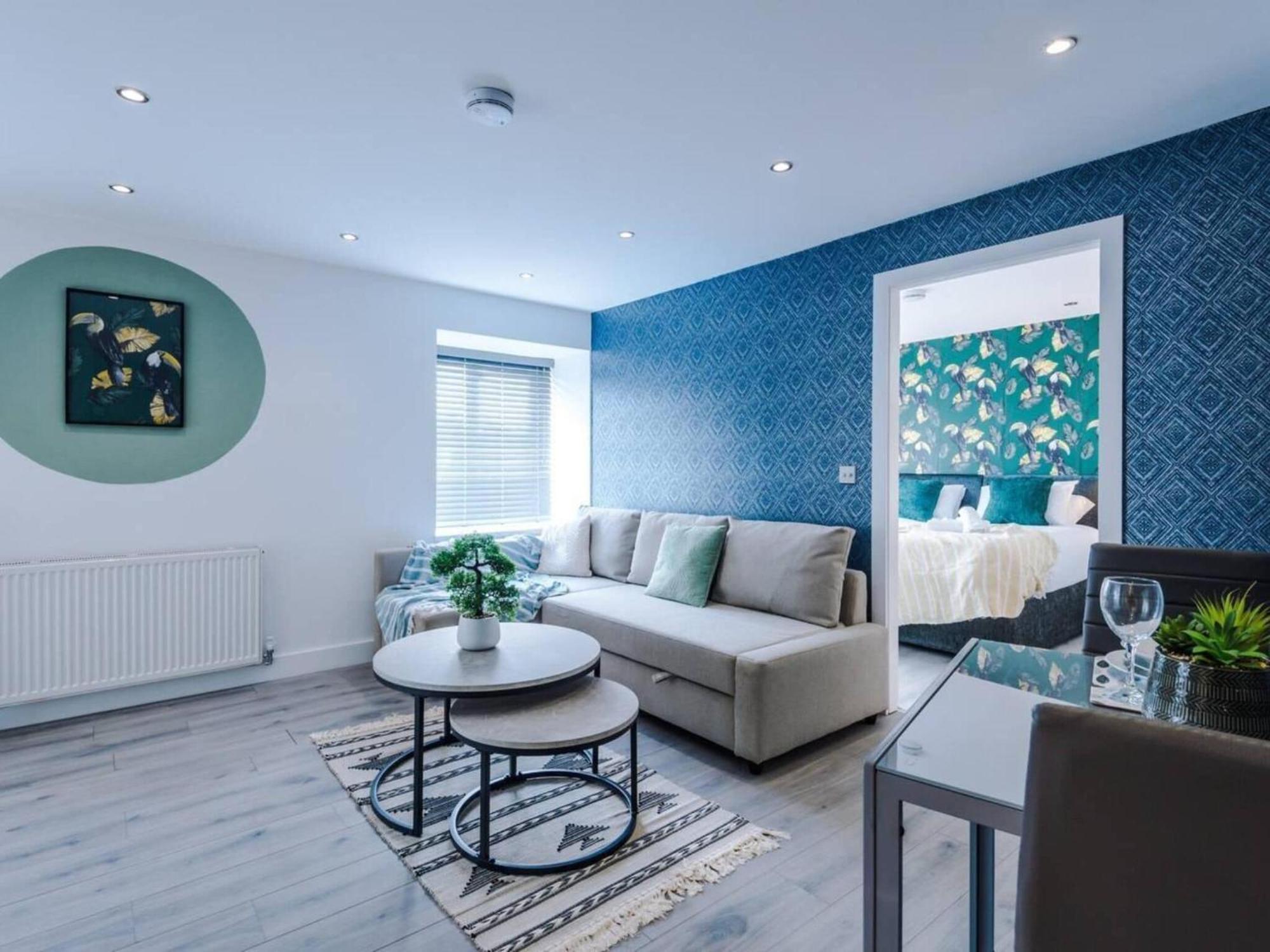 Apartment The Ecclesian Deluxe Near Trafford Centre Eccles Train Station Manchester