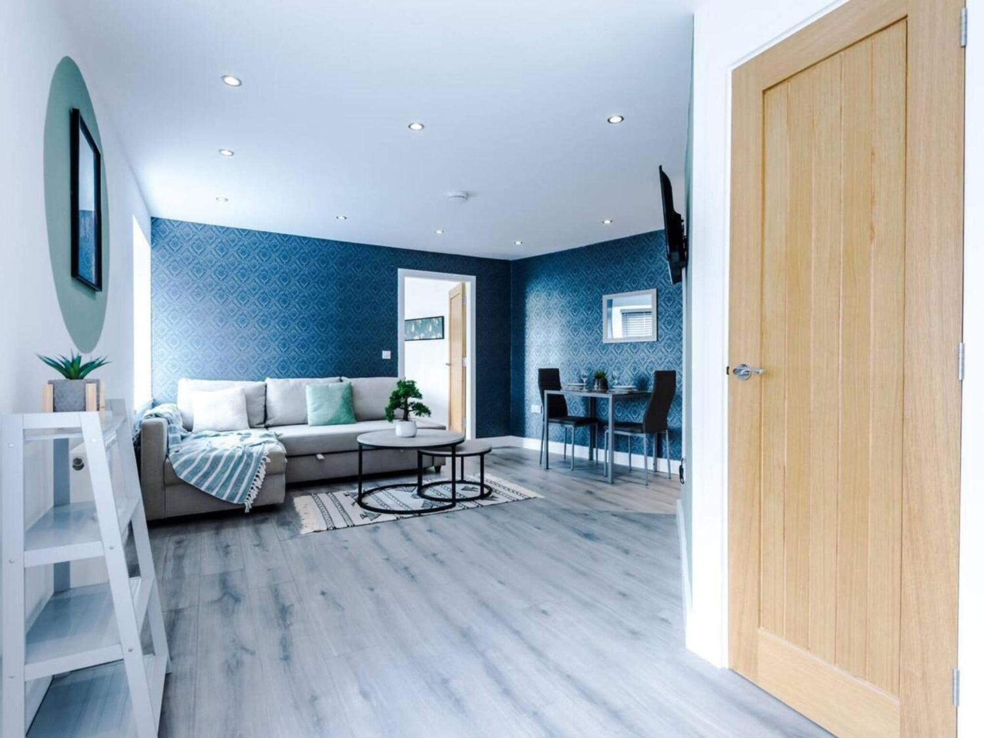 Apartment The Ecclesian Deluxe Near Trafford Centre Eccles Train Station Manchester