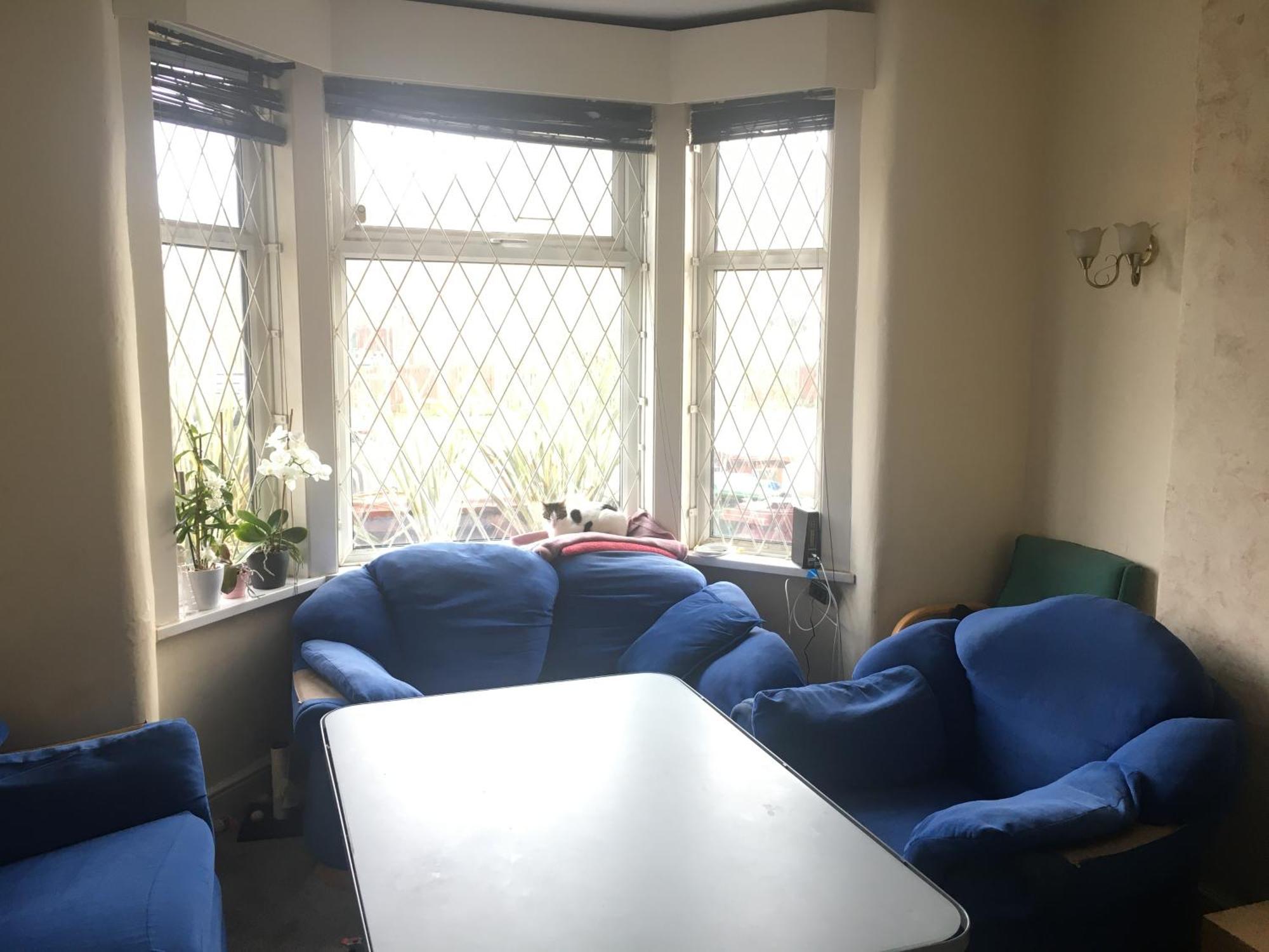 Single Room - Town & University Nearby, 24H Bus, Airport-Linked * Manchester