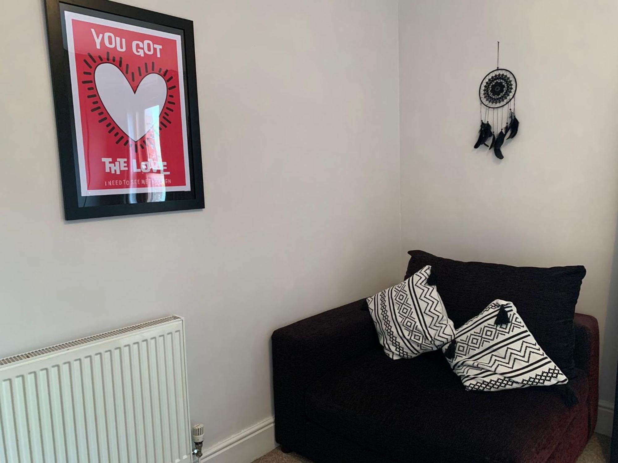 Beautifully Styled 2br With Garden Manchester