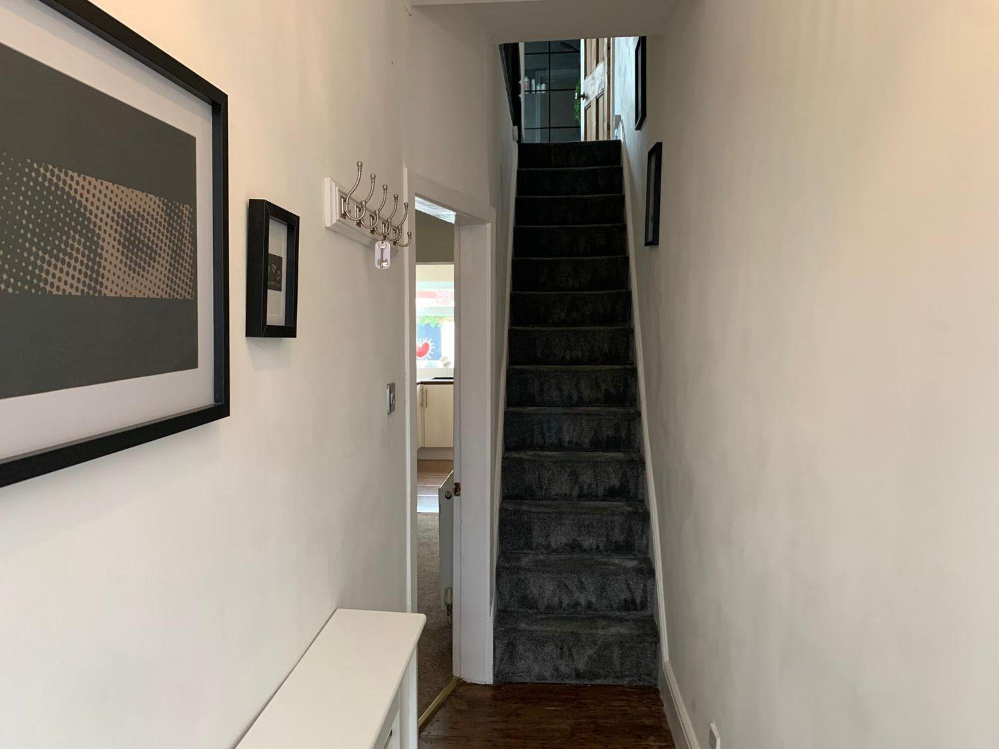 Apartment Beautifully Styled 2br With Garden