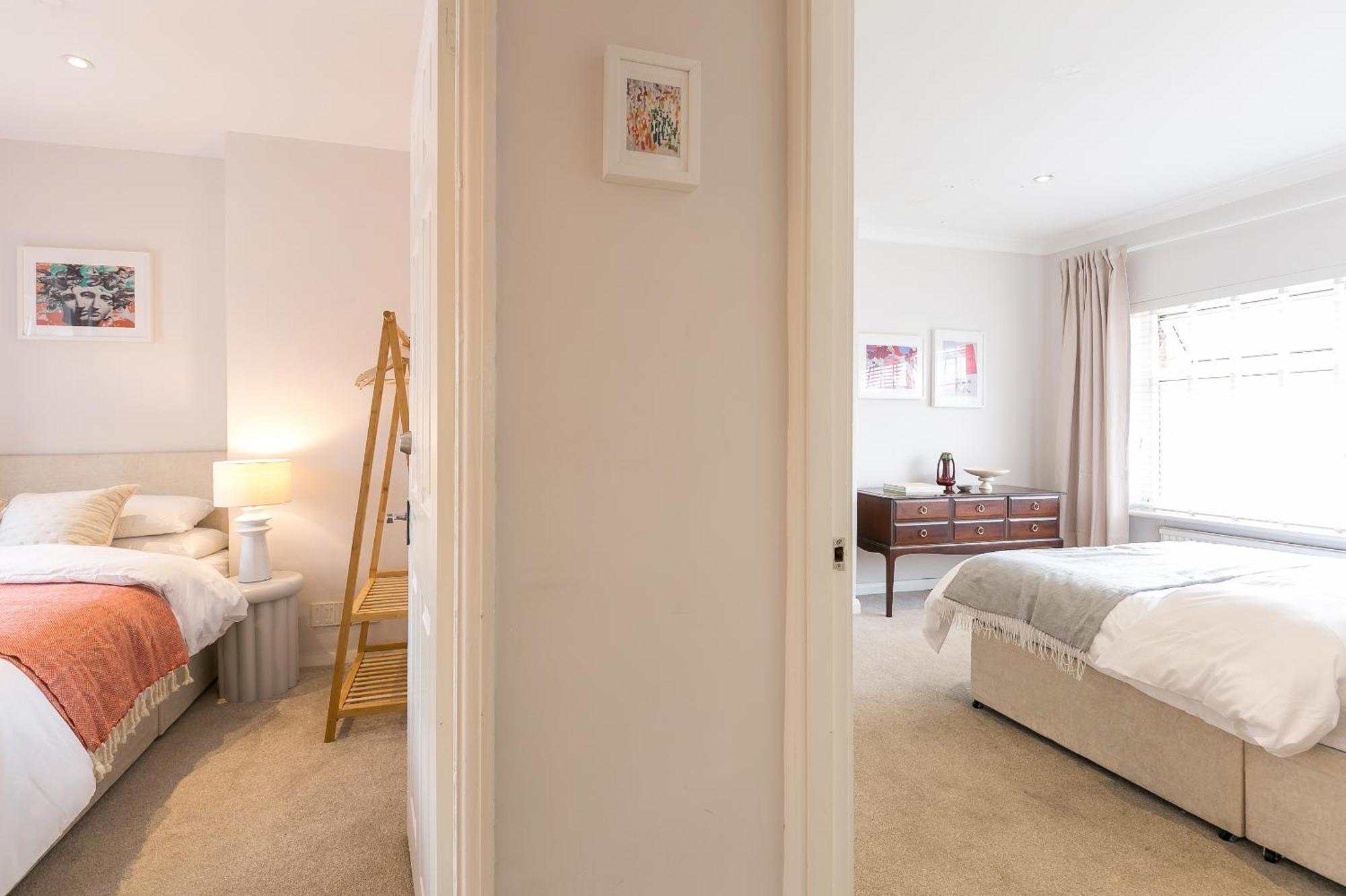 Spacious 4 Bedroom - Sleeps 8 Vakantiehuis