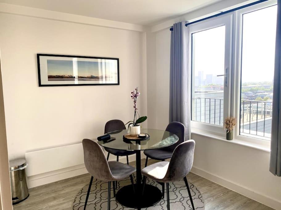Apartment Prime 2 Bedroom With Rooftop Terrace