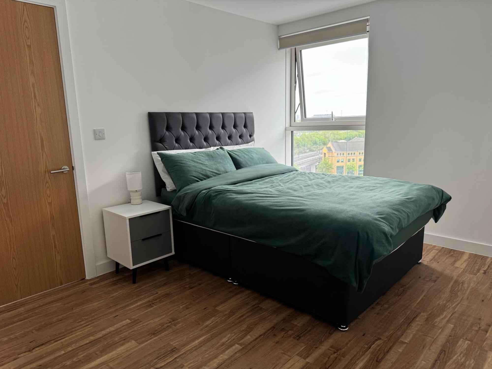 New Penthouse Height Flat, View Balcony, Free Gym & Minimalistic Apartment