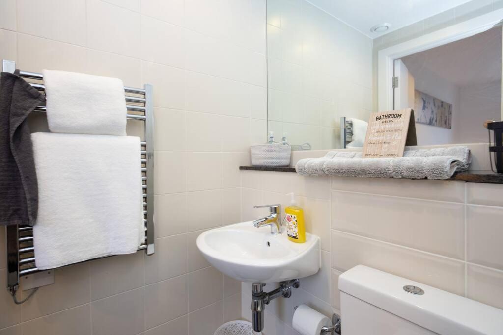 Stylish Mediacity 2bed, Sleeps 6, Amazing Views Appartement Manchester