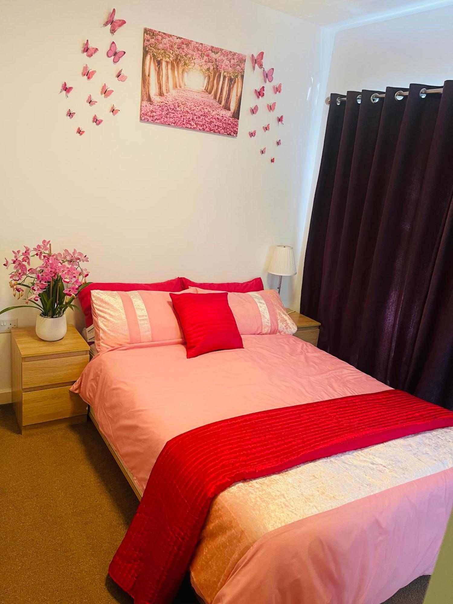 R & N Holiday Holiday home Manchester