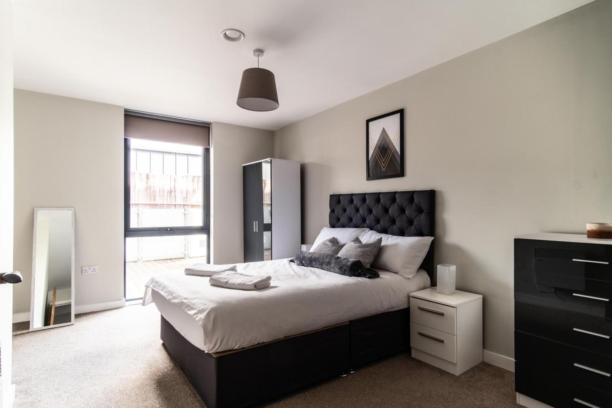 Apartment Prime Location 1 Bed Penthouse *