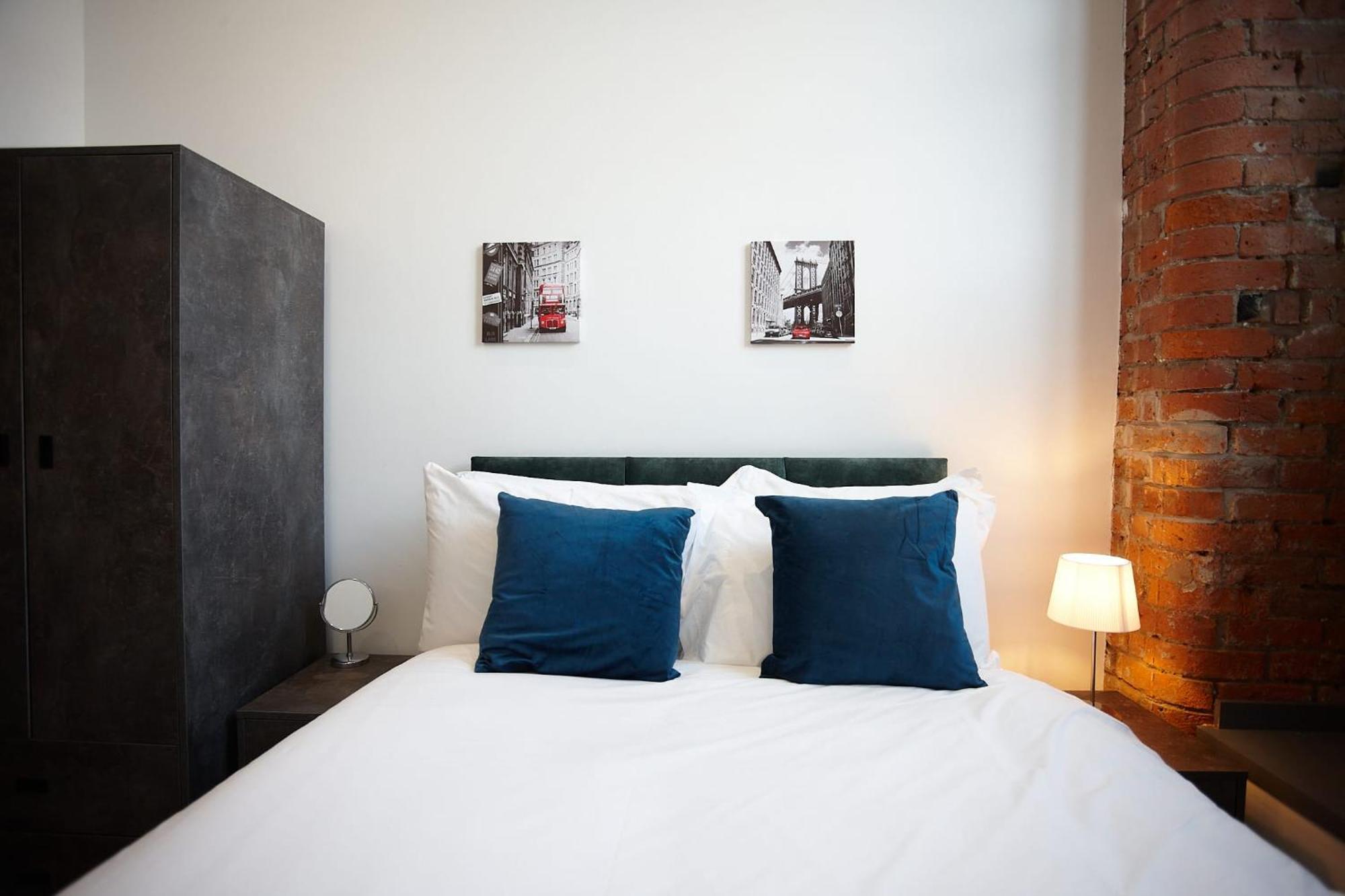 The Larimar Apartment