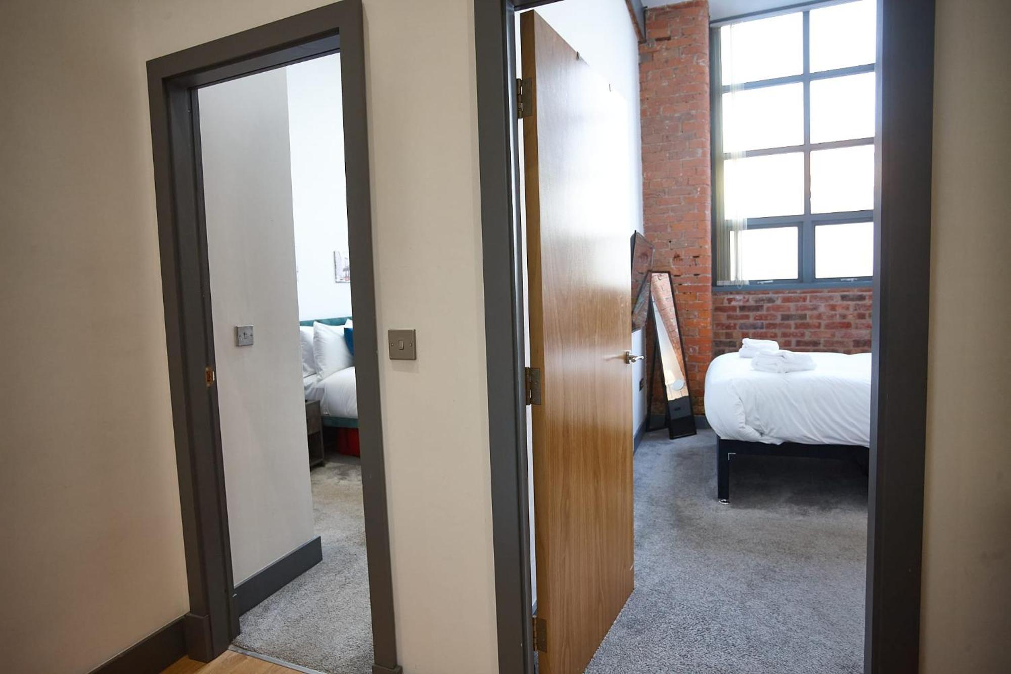 The Larimar Manchester