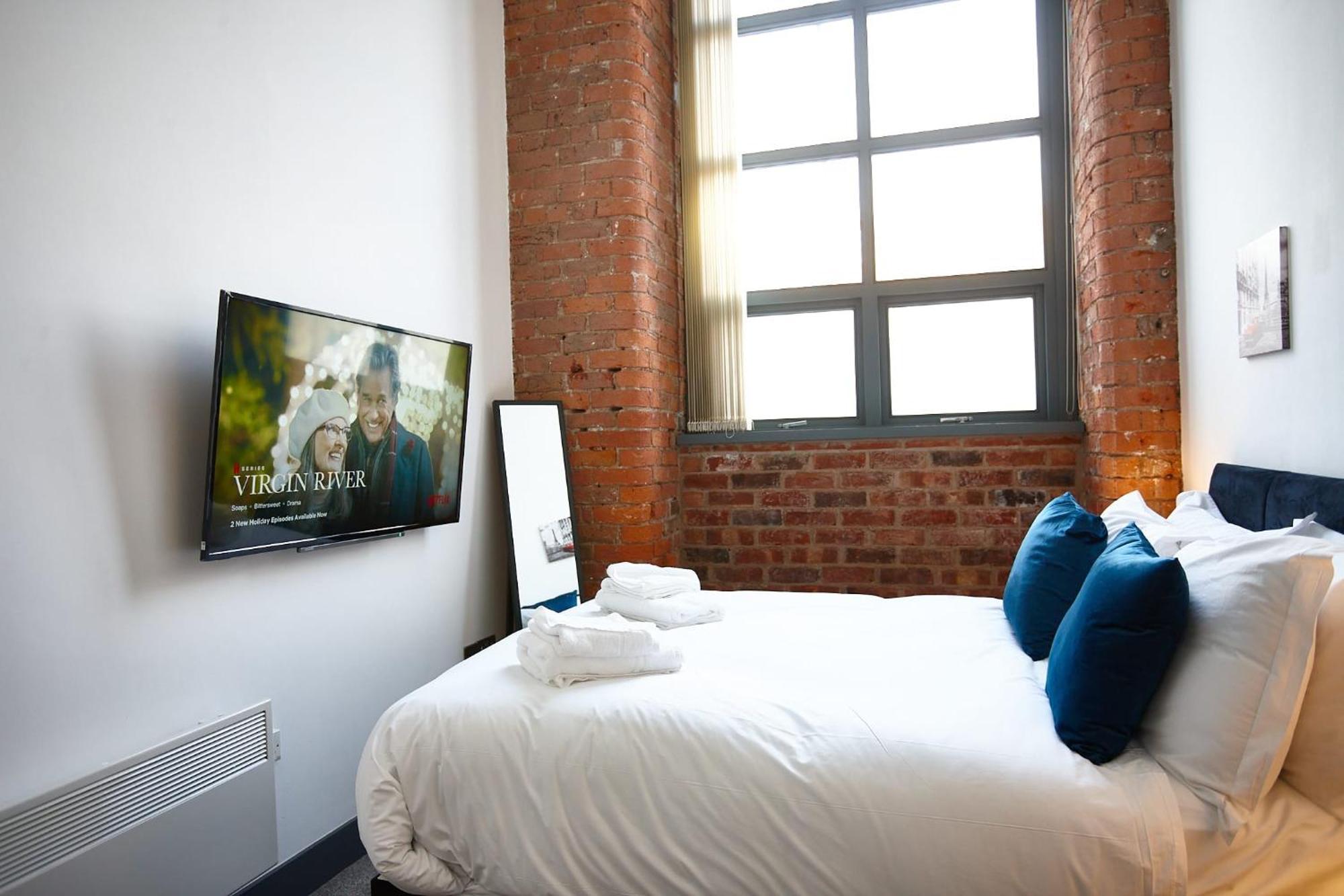 The Larimar Manchester