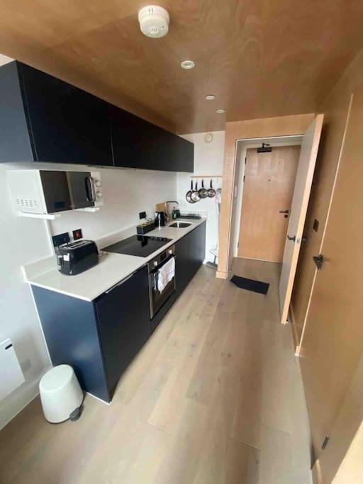 Lovely 1 Bedroom Duplex In *