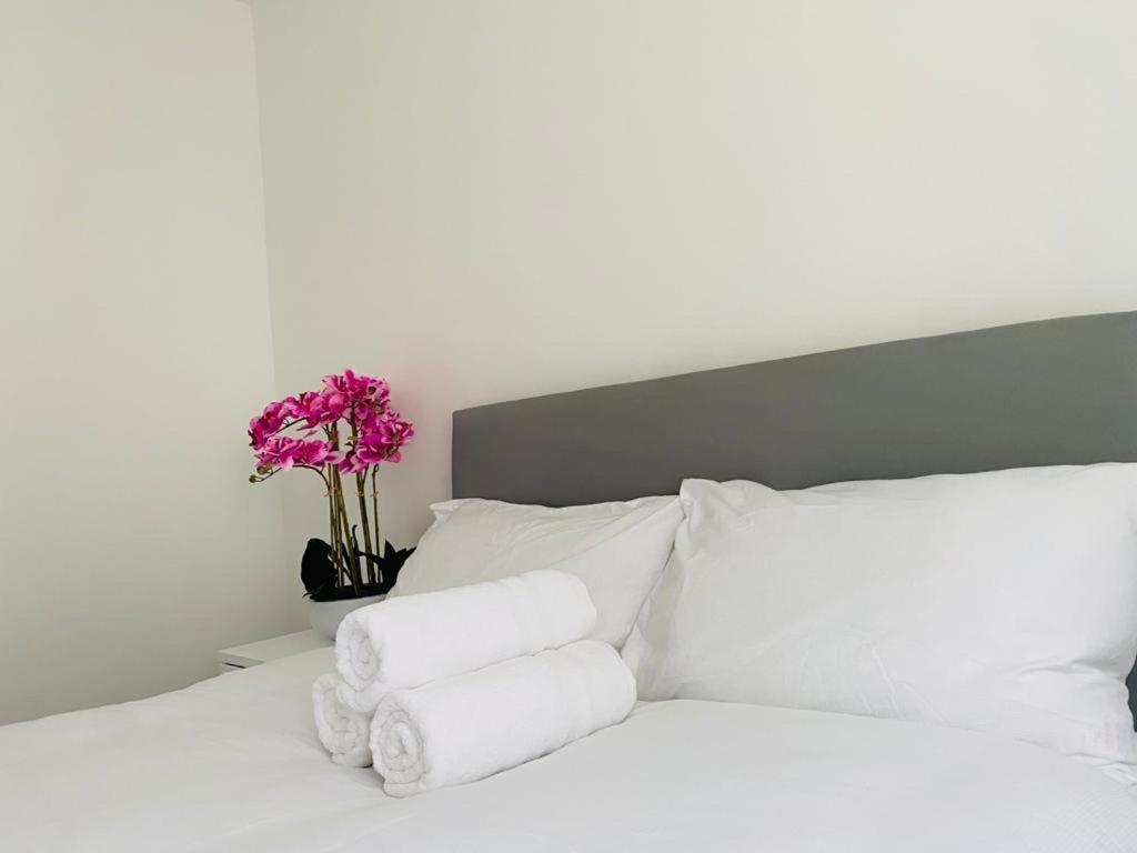 Modern, Stylish And Central Manchester