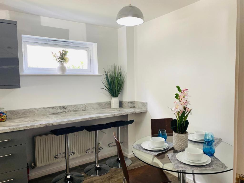 Modern, Stylish And Central