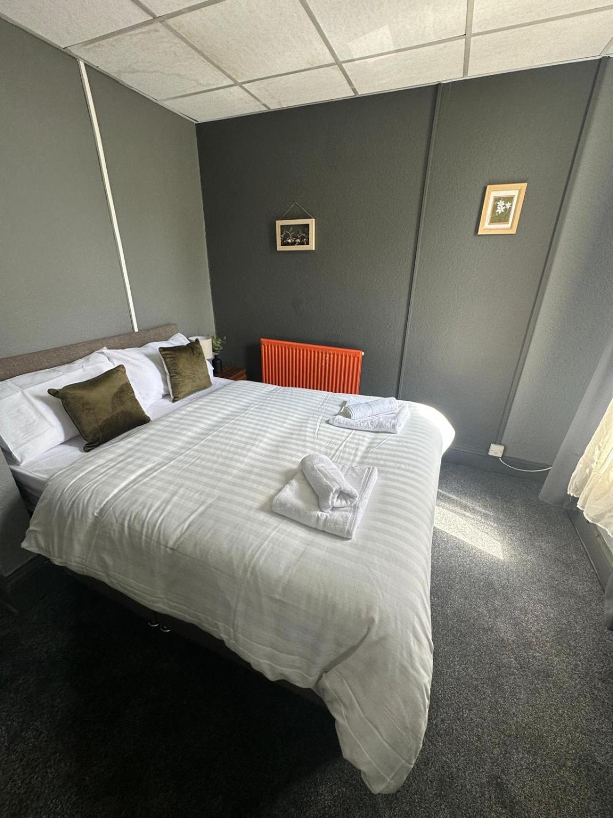 Guest house - Free Parking *