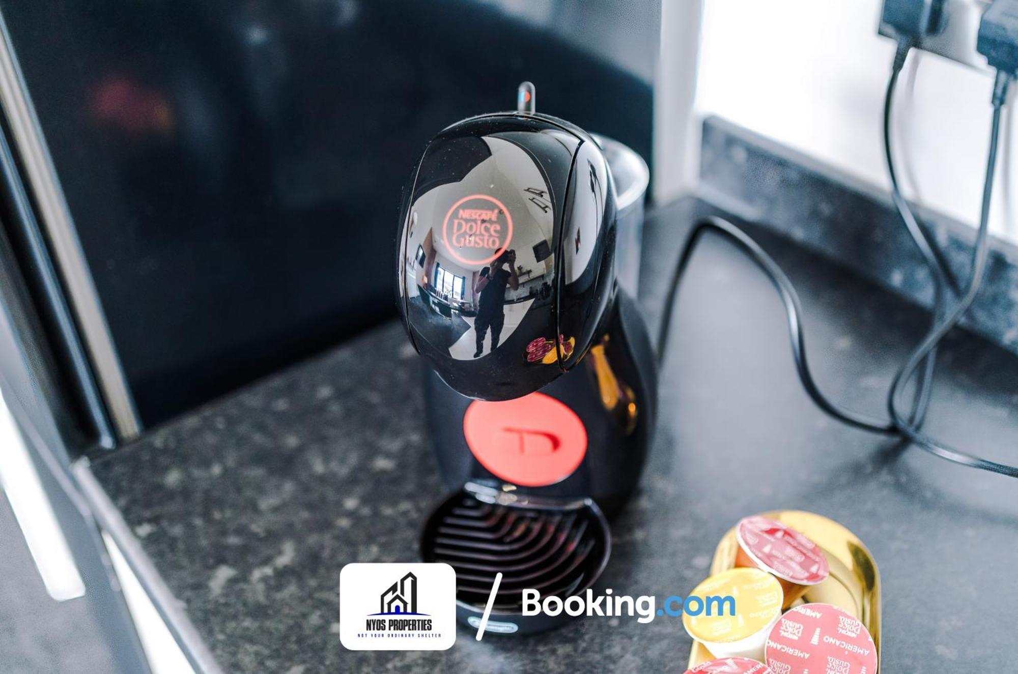 Apartment Media City Apt Sleeps8, 25 Percent Off For Monthly Stays, Business & Leisure *