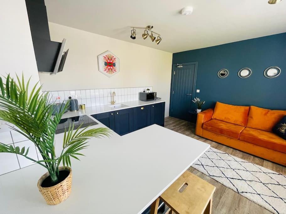 Brantwood 1 * Manchester