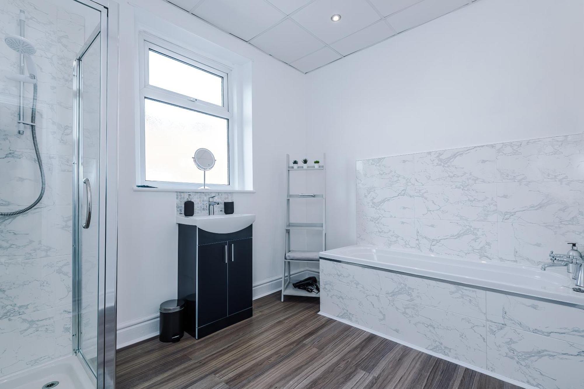 The Retreat Near Salford Quays * Manchester