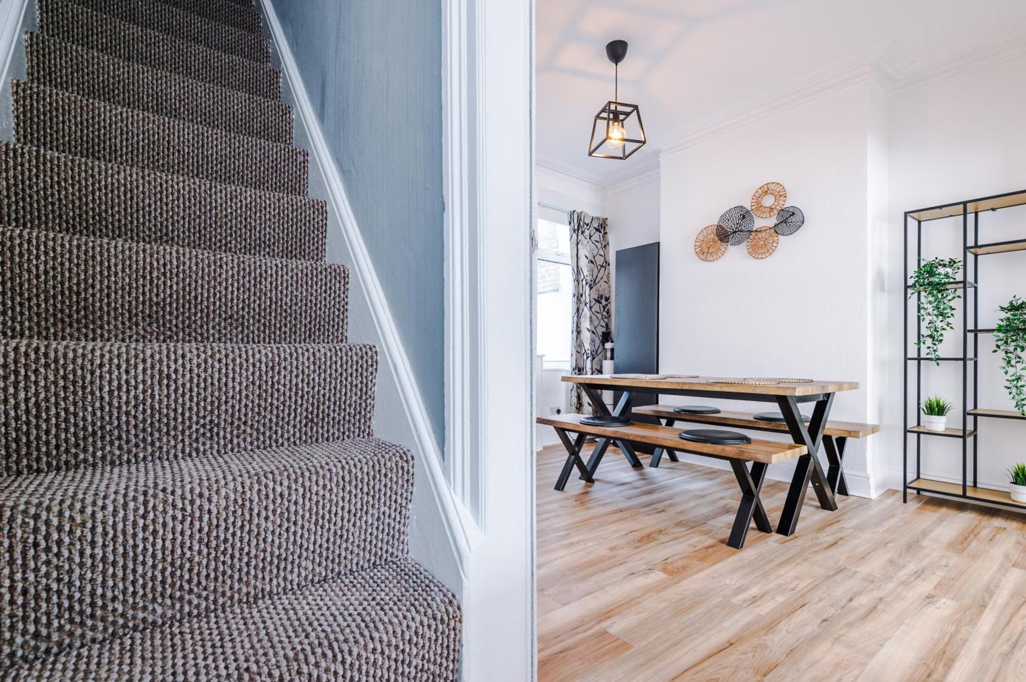 The Retreat Near Salford Quays *