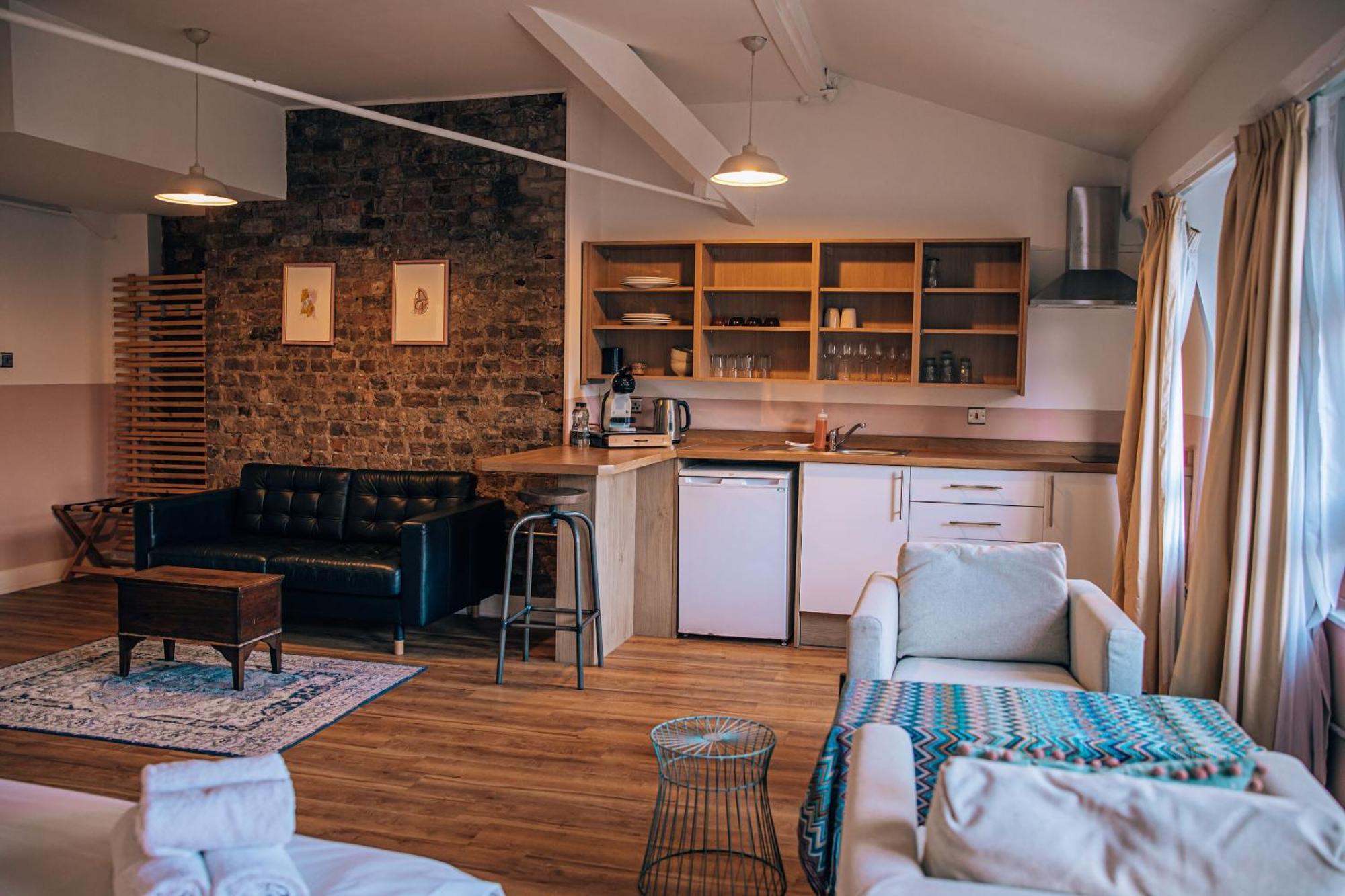 Hostel Ph Nq1