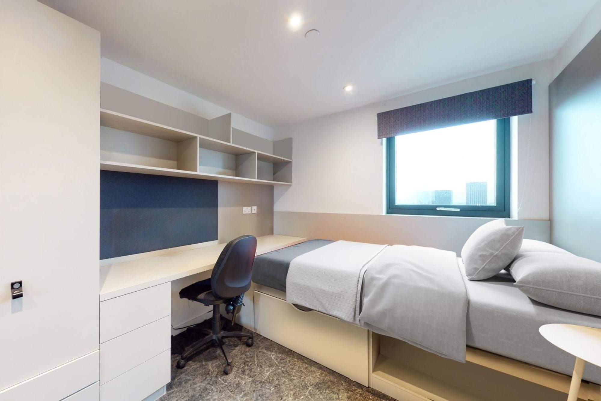 Private Bedrooms With Shared Kitchen, And 2 Bed At Canvas