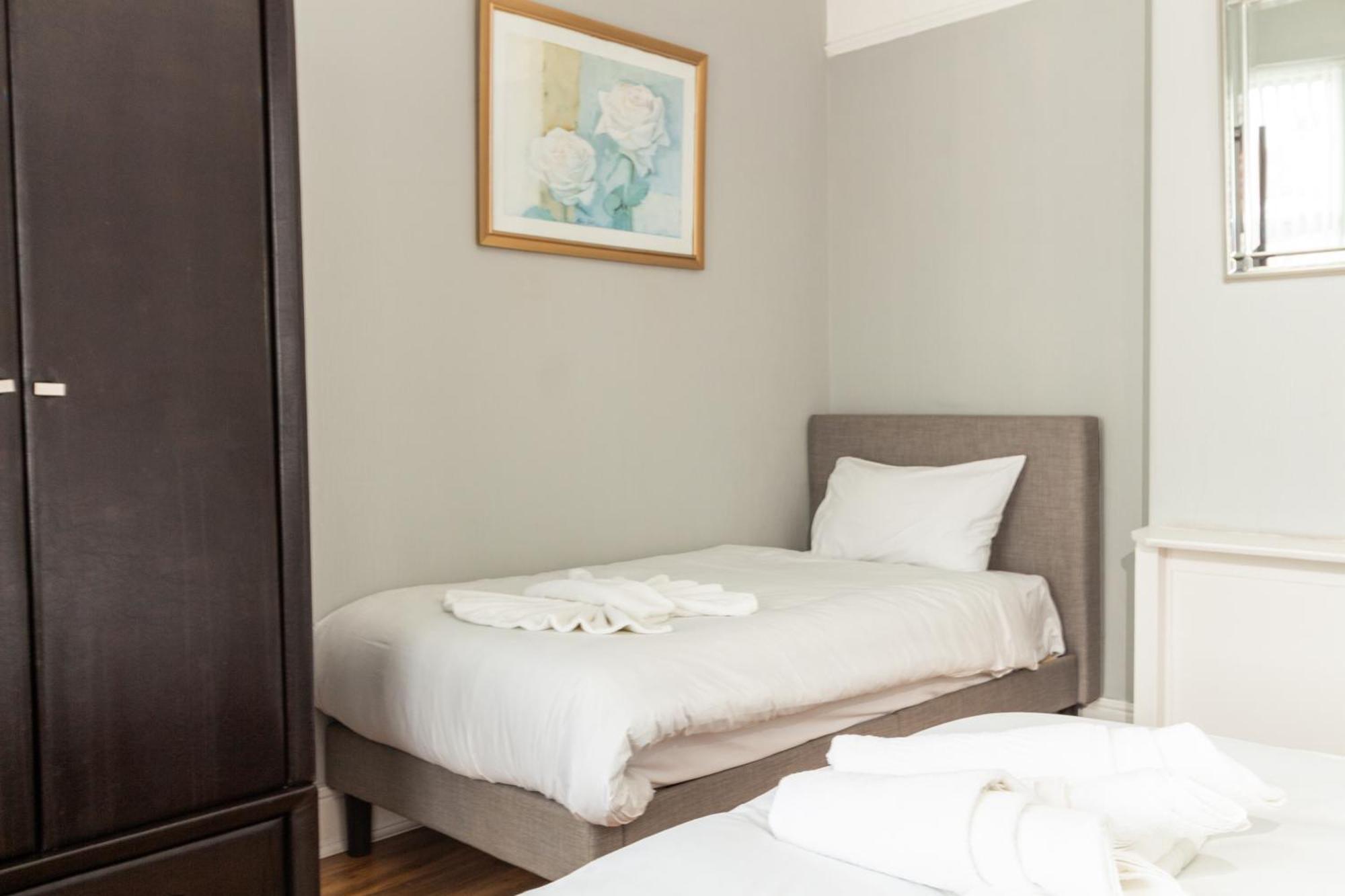 Guest house Spacious 3 - Private For 3