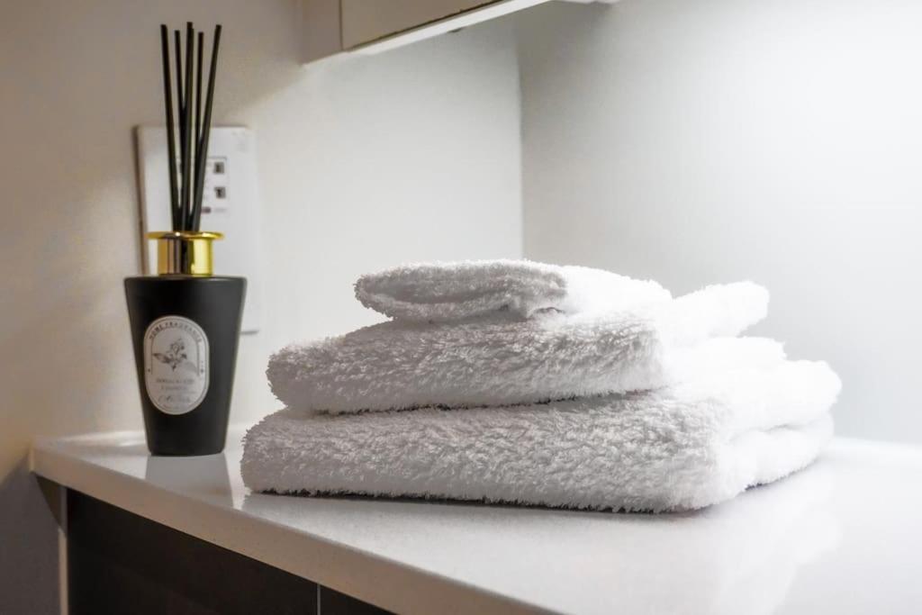 Apartment Retreat - Mcr - Free Netflix - Wifi - Parking Nearby *