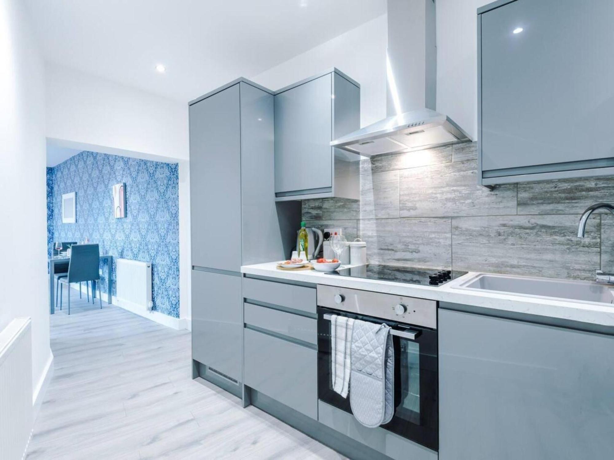 The Ecclesian Deluxe Near Trafford Centre Eccles Train Station Apartment Manchester