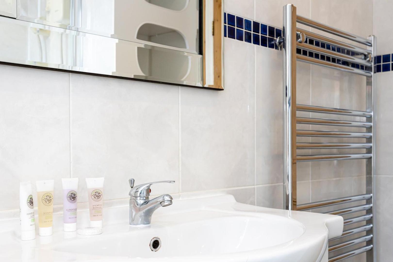 Guestready - Enchanting Life In Gorse Hill *