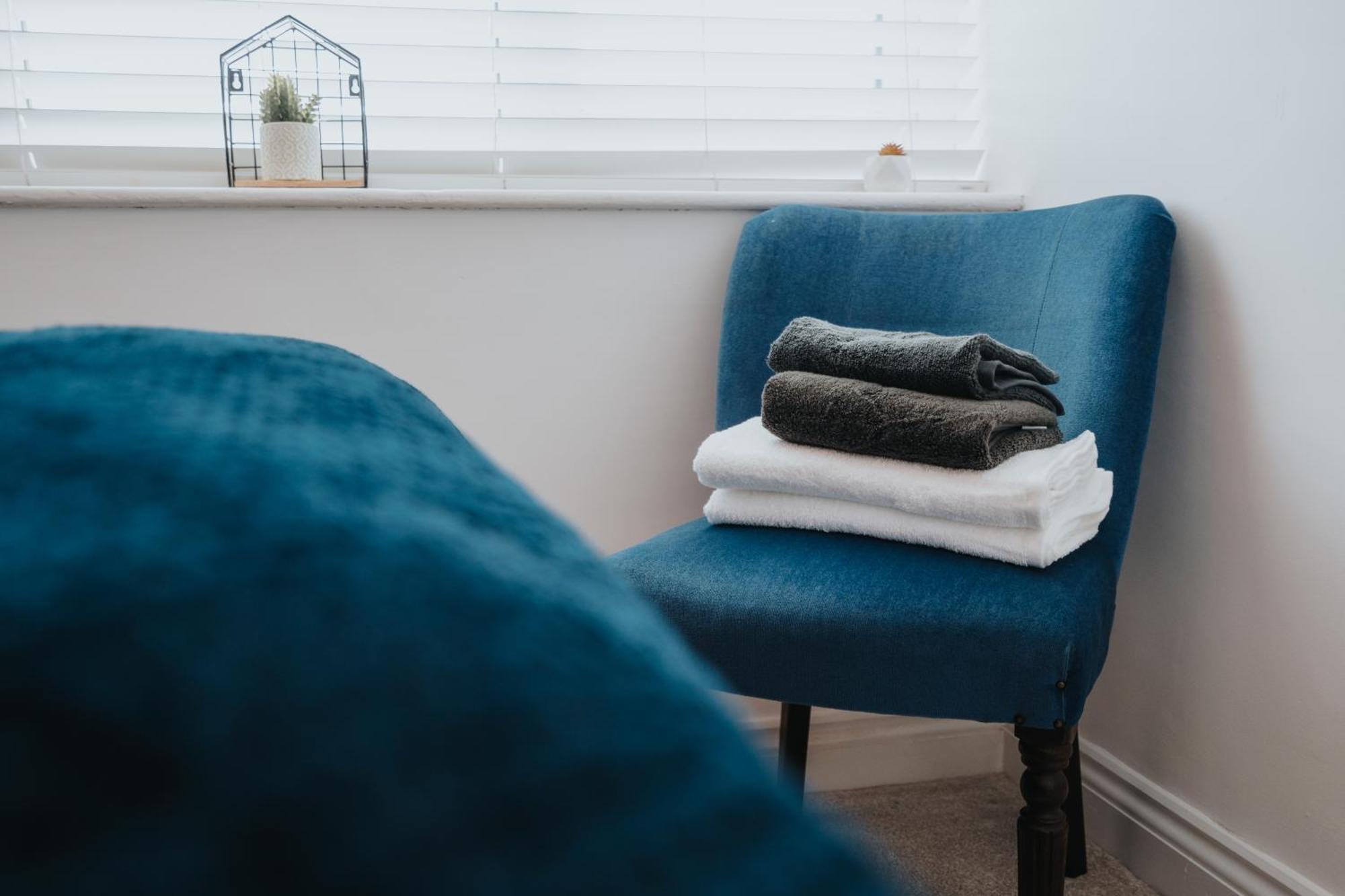 Hilltop House In - Free Parking Holiday home Manchester