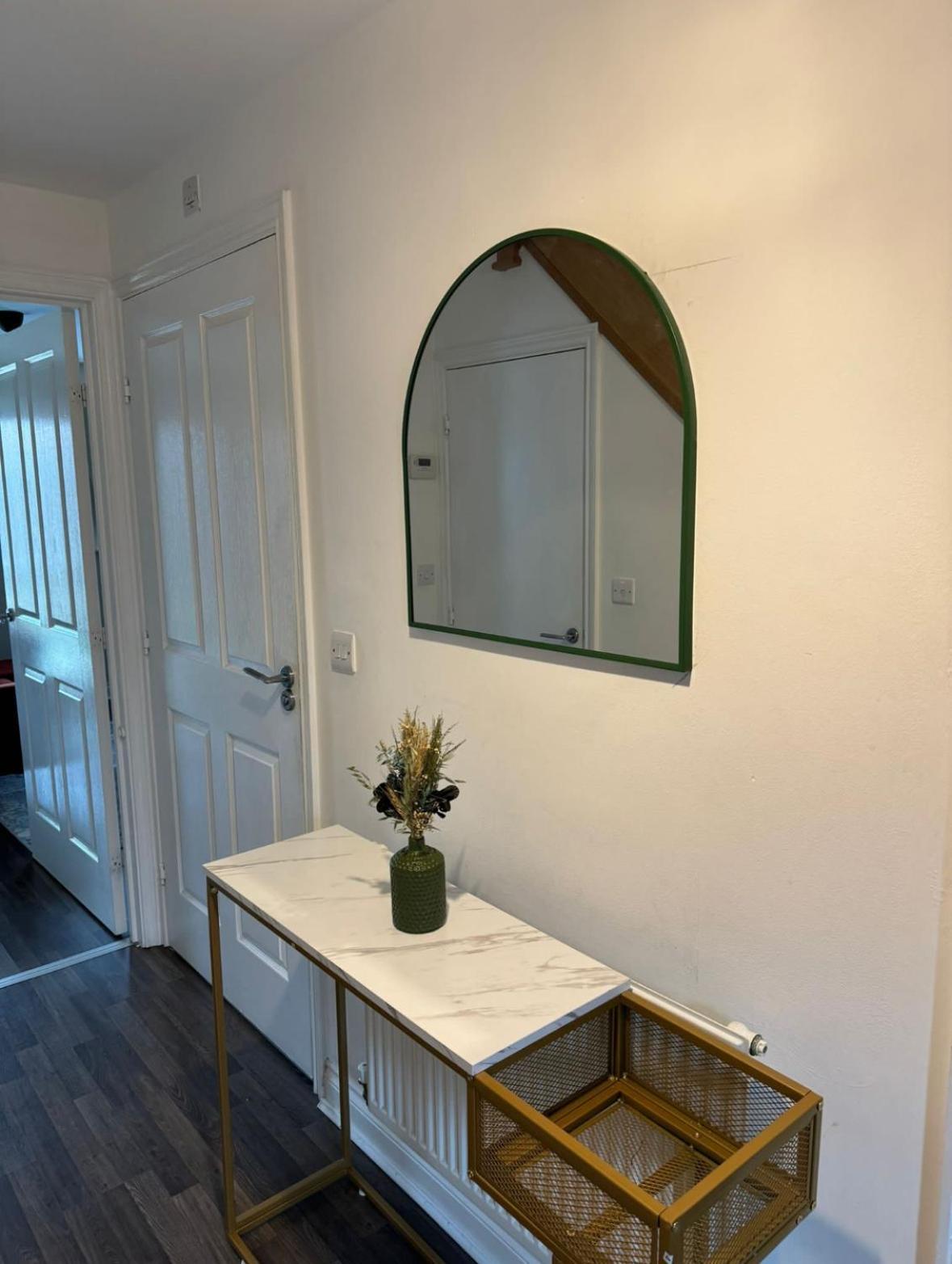 Gasthuis Modern King Bedroom Near Etihad Stadium & The Coop Live *