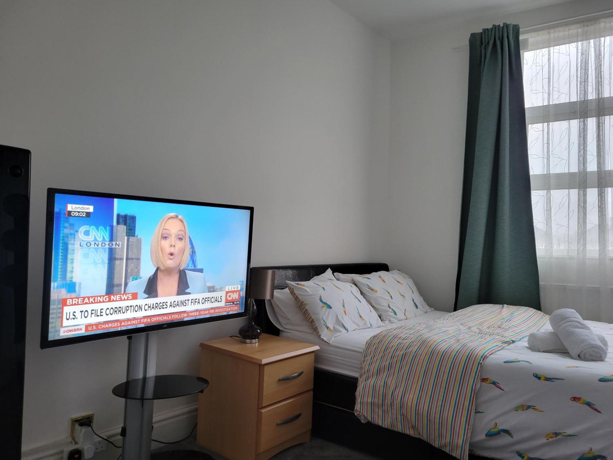 Homestay A Quiet & Comfortable 4 Bedroom House *