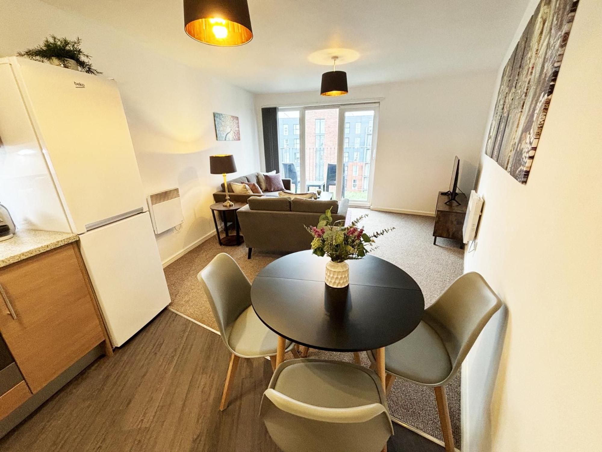 2 Bed Sportcity Opposite Etihad Stadium & Coop Live * Manchester