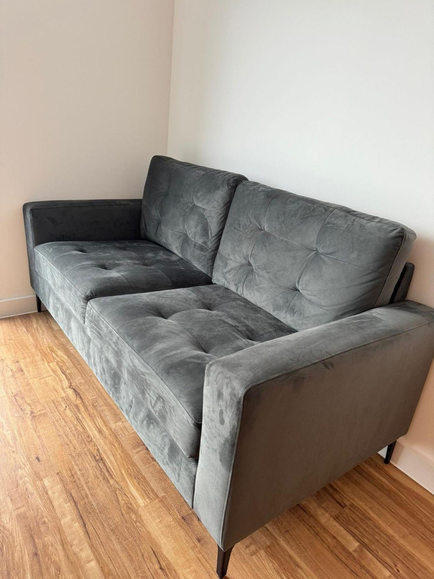Apartment New Penthouse Height Flat, View Balcony, Free Gym & Minimalistic