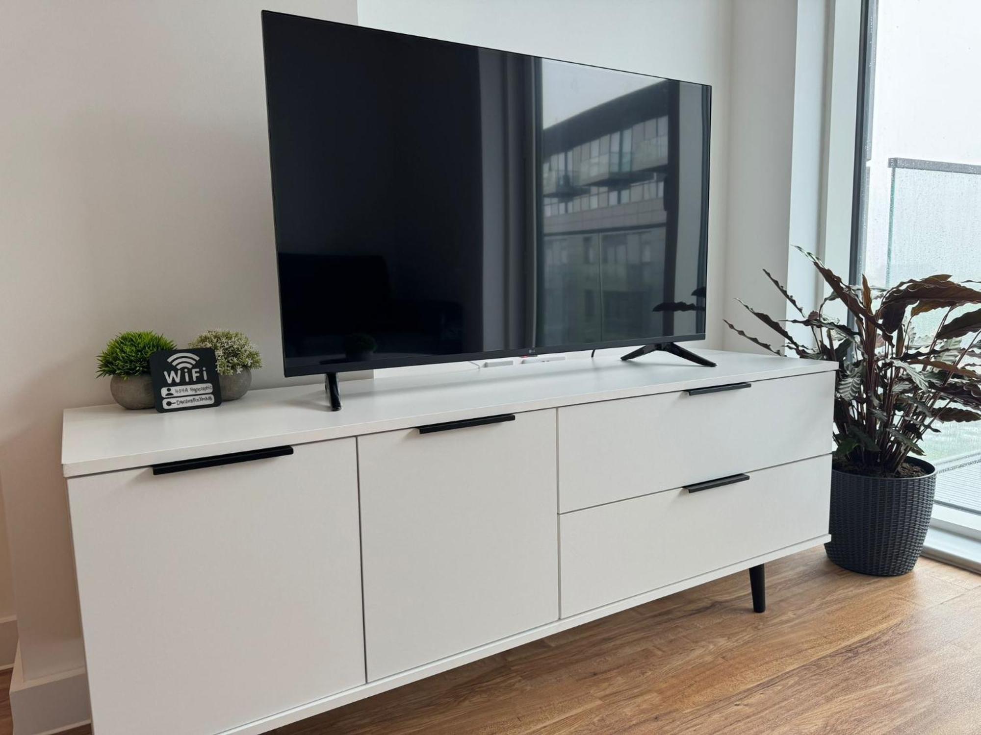 New Penthouse Height Flat, View Balcony, Free Gym & Minimalistic