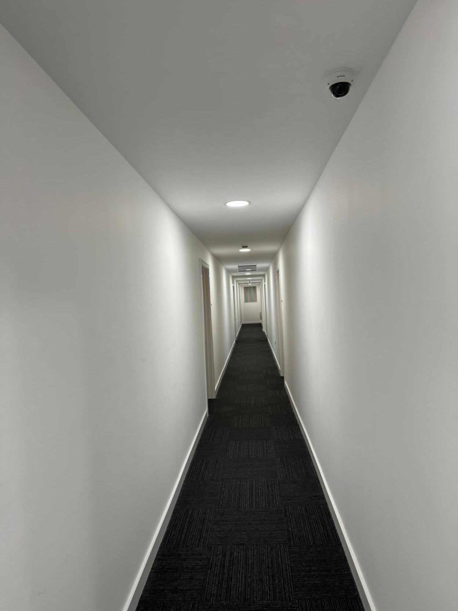 Apartment New Penthouse Height Flat, View Balcony, Free Gym & Minimalistic