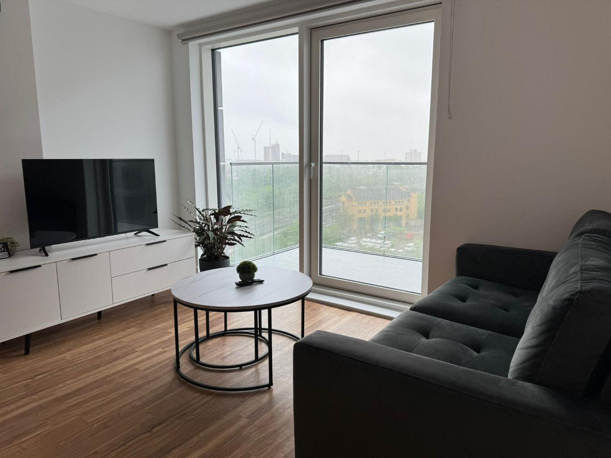 Apartment New Penthouse Height Flat, View Balcony, Free Gym & Minimalistic *